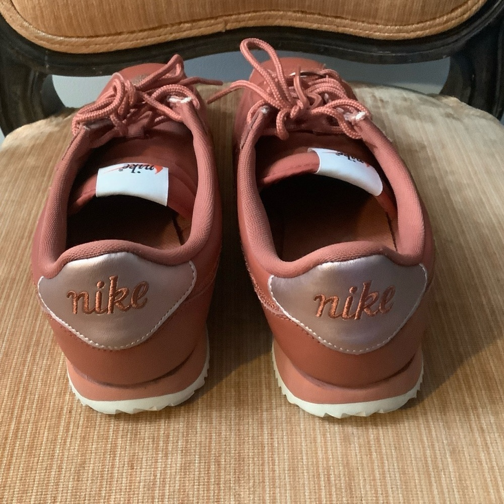 Nike Cortez Basic Premium Embroidered Swoosh GS In Dusty Peach Women's 7 H2F - Picture 3 of 8